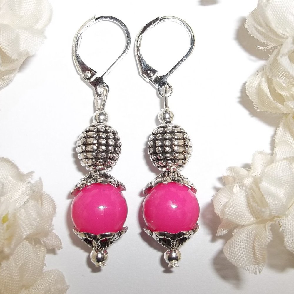 Pink Beaded Earrings Leverback Handmade NWT 5349